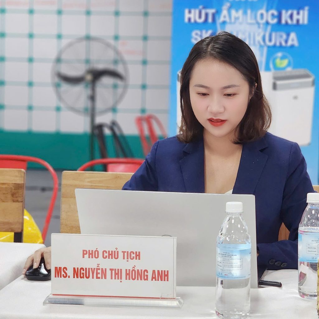 Nguyễn Hồng ANh